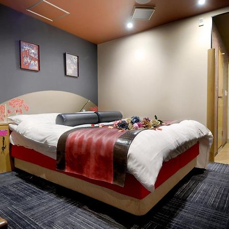 Hotel Love Ikutama -Adult Only โอซาก้า ภายนอก รูปภาพ