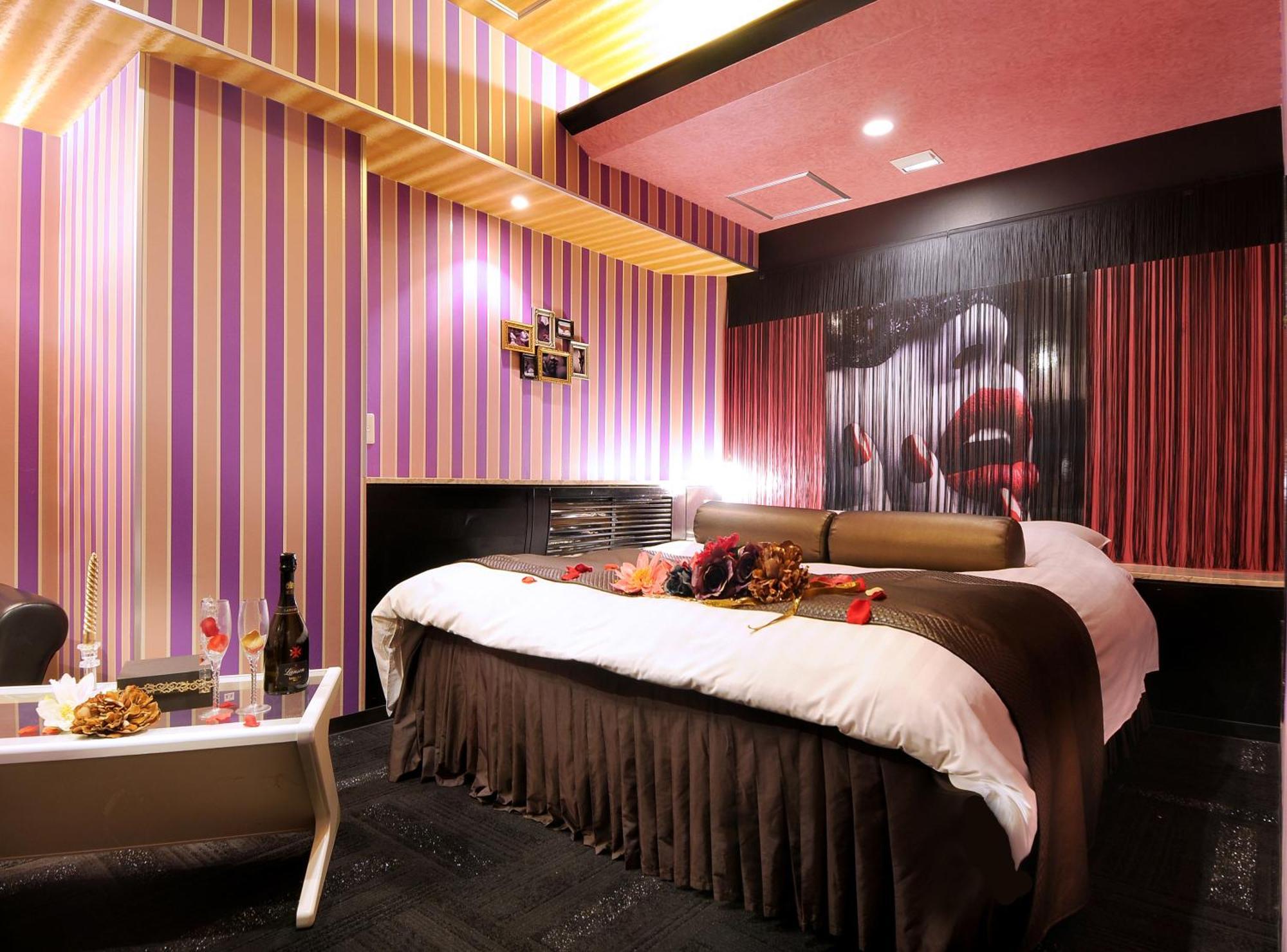 Hotel Love Ikutama -Adult Only โอซาก้า ภายนอก รูปภาพ
