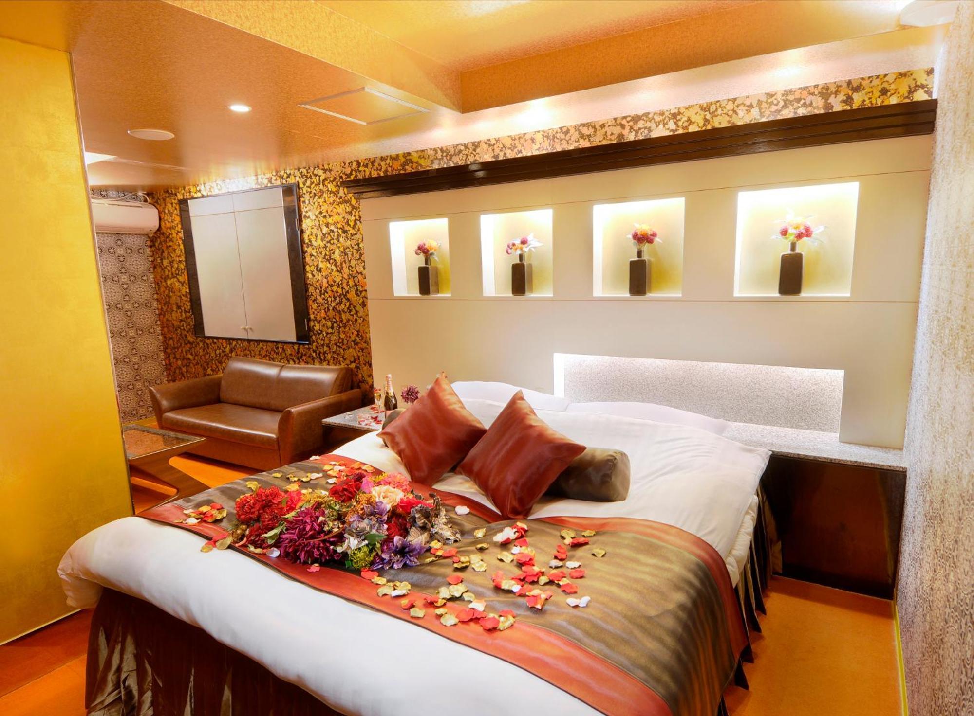 Hotel Love Ikutama -Adult Only โอซาก้า ภายนอก รูปภาพ