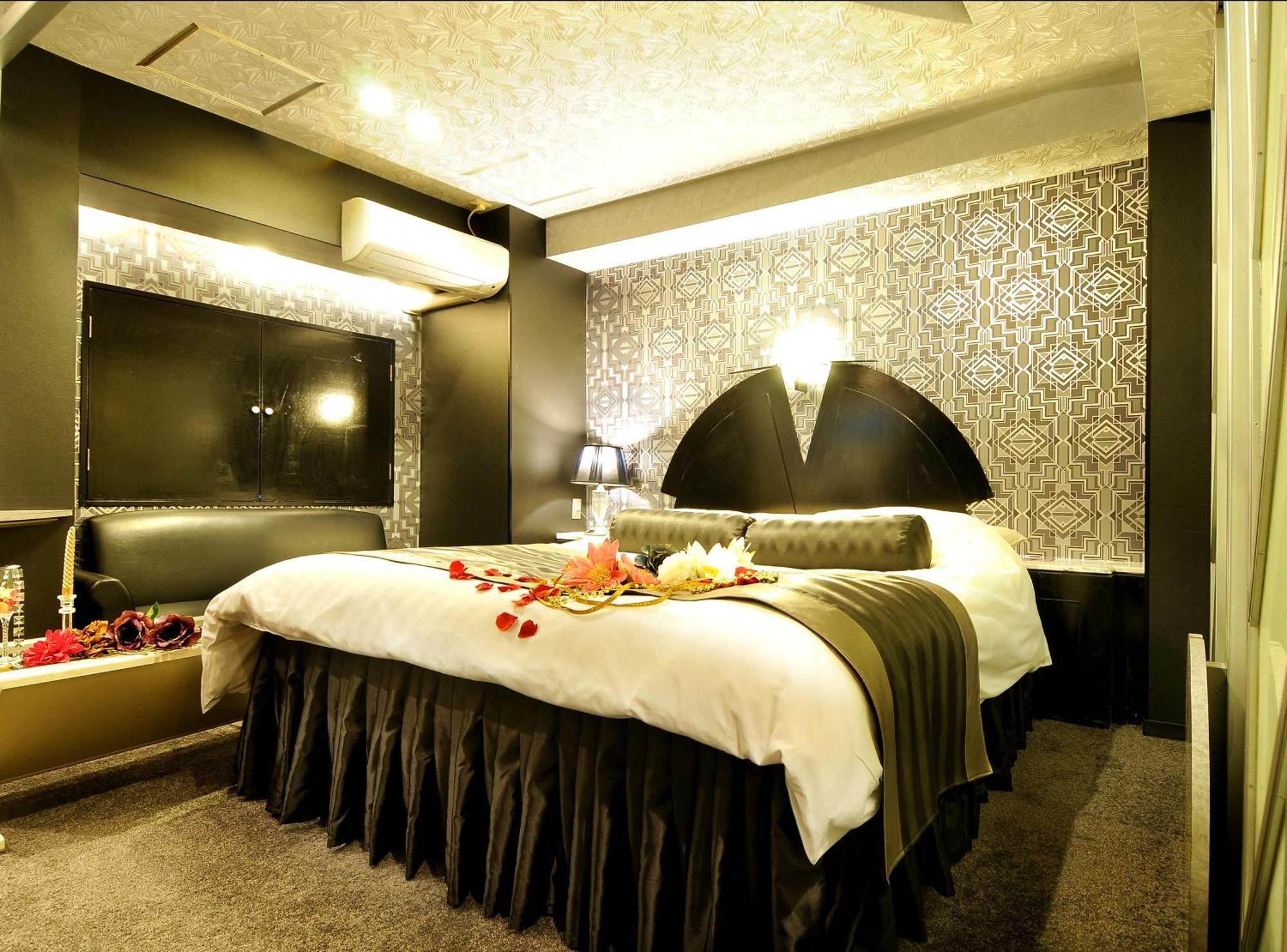 Hotel Love Ikutama -Adult Only โอซาก้า ภายนอก รูปภาพ