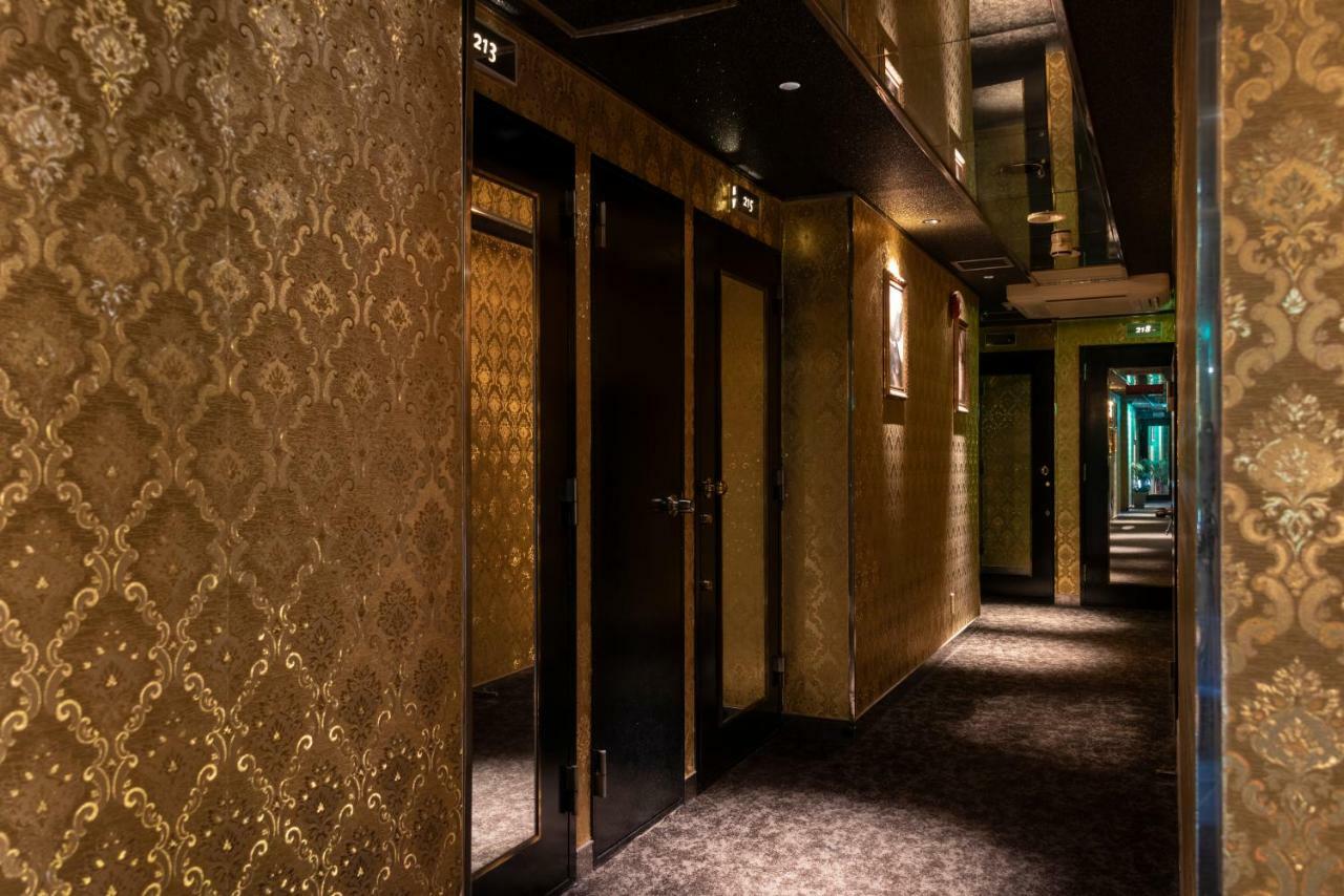 Hotel Love Ikutama -Adult Only โอซาก้า ภายนอก รูปภาพ