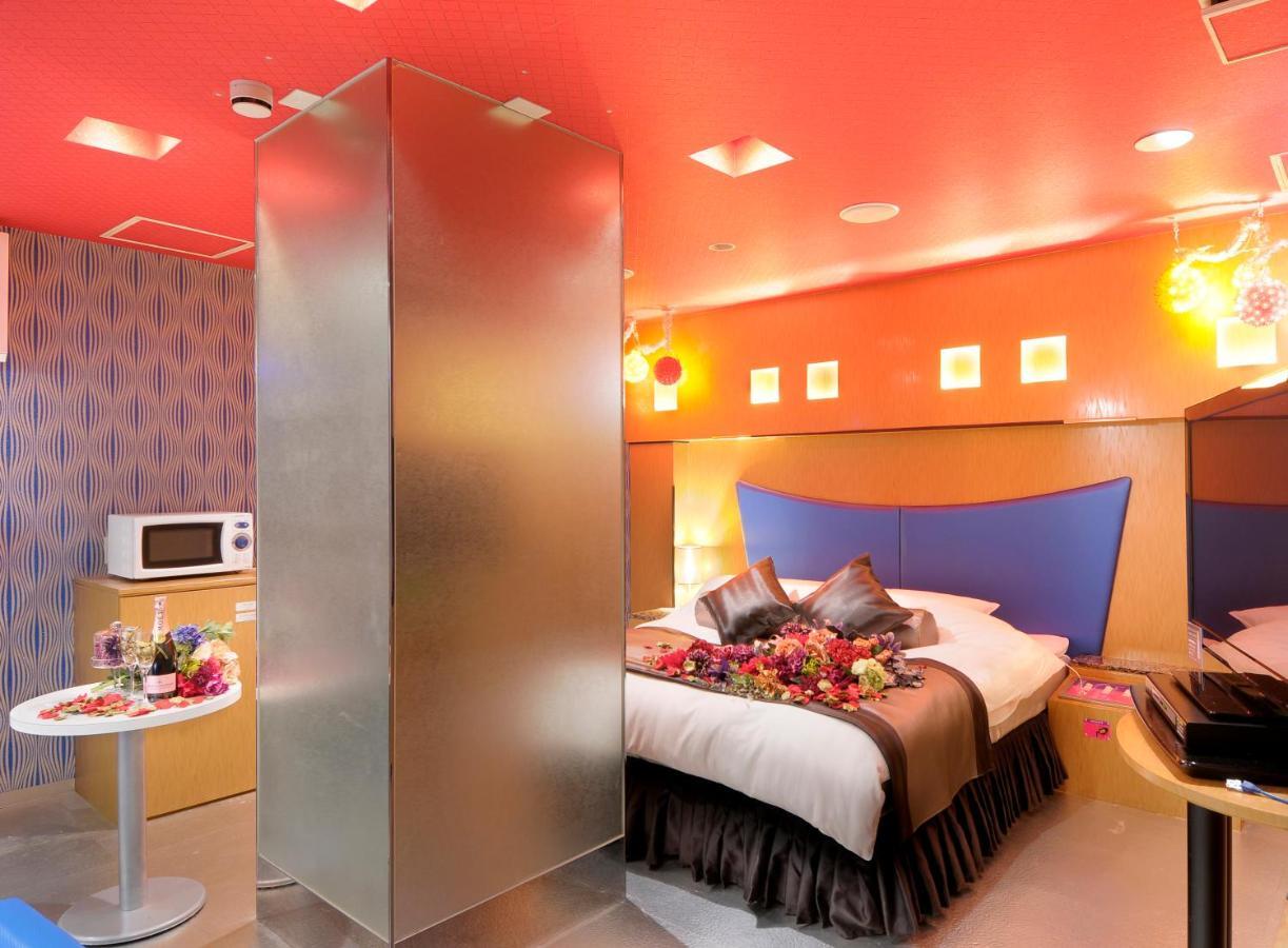 Hotel Love Ikutama -Adult Only โอซาก้า ภายนอก รูปภาพ